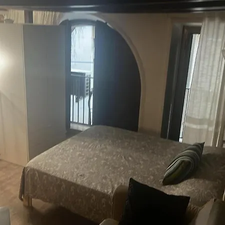 Born Apartment *